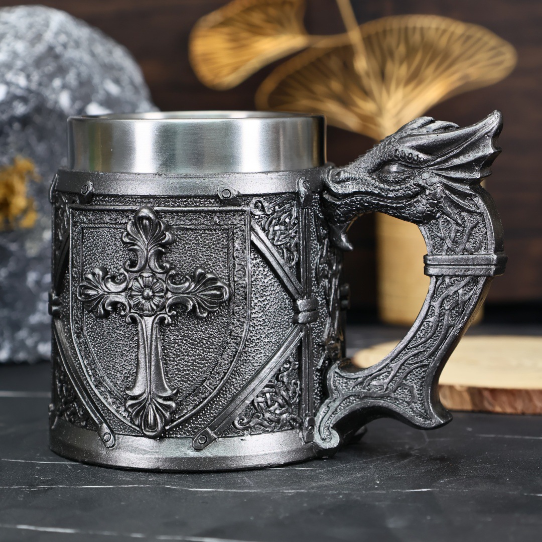 Medieval Knight Beer Mug – Vintage Warrior & Dragon Tankard