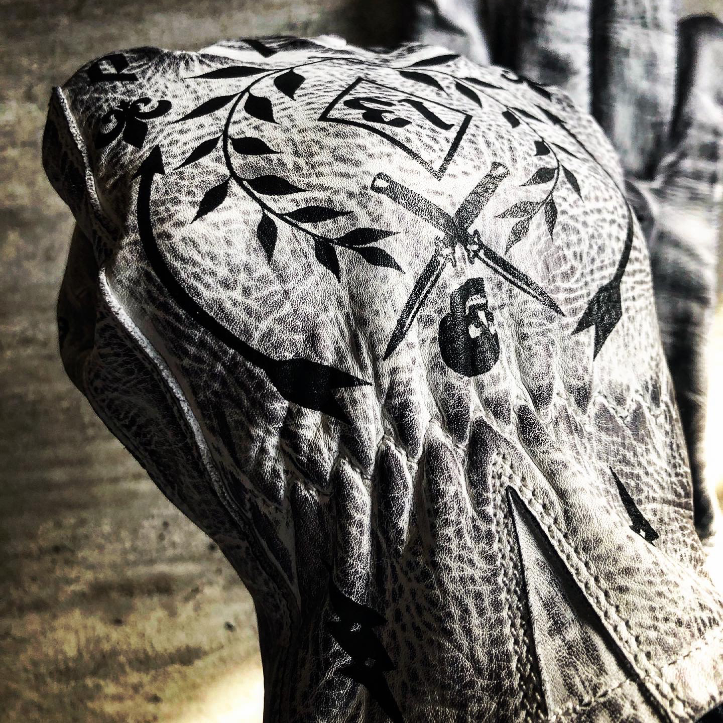 Tattoo inspired white distressed leather graphic printed motorcycle gloves