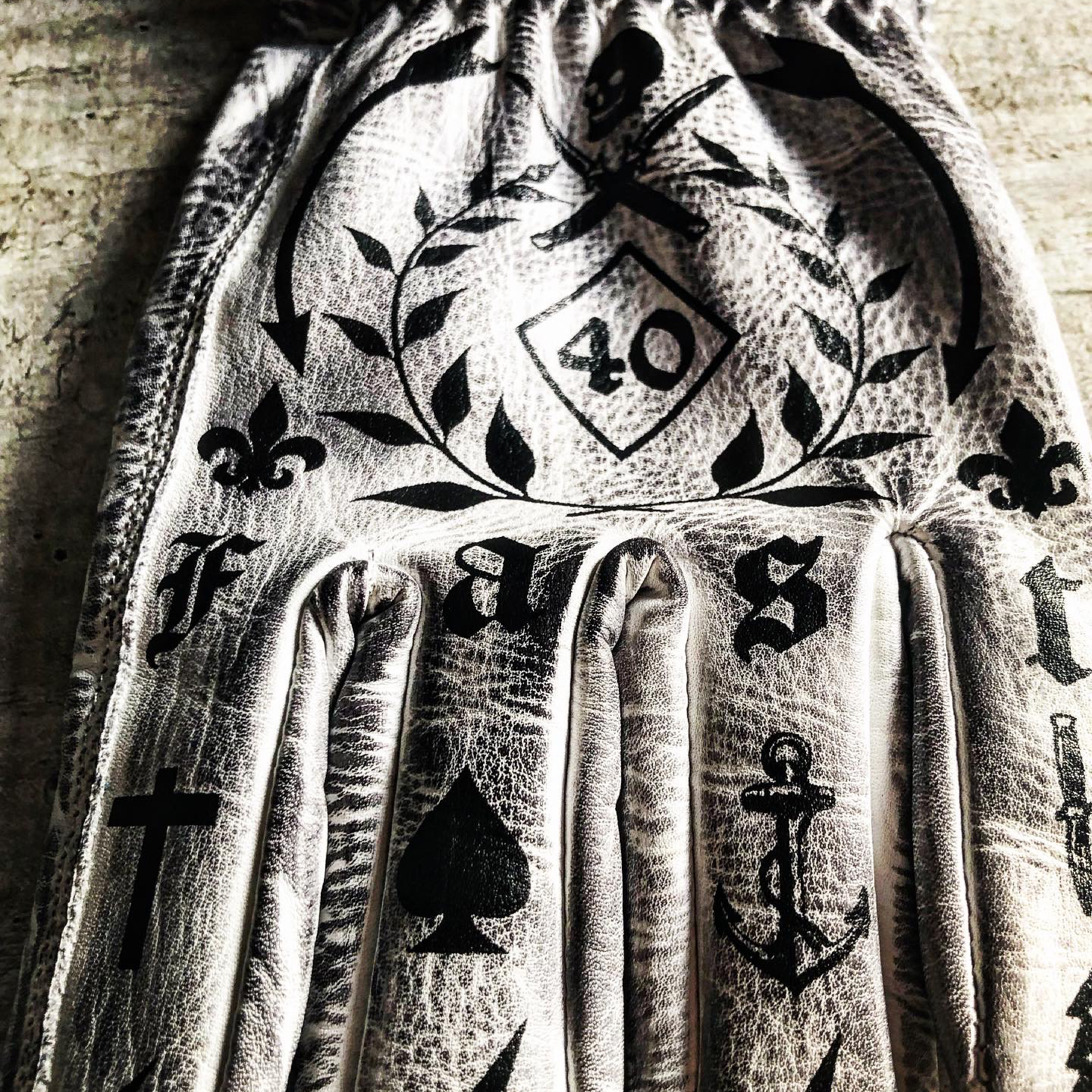 Tattoo inspired white distressed leather graphic printed motorcycle gloves