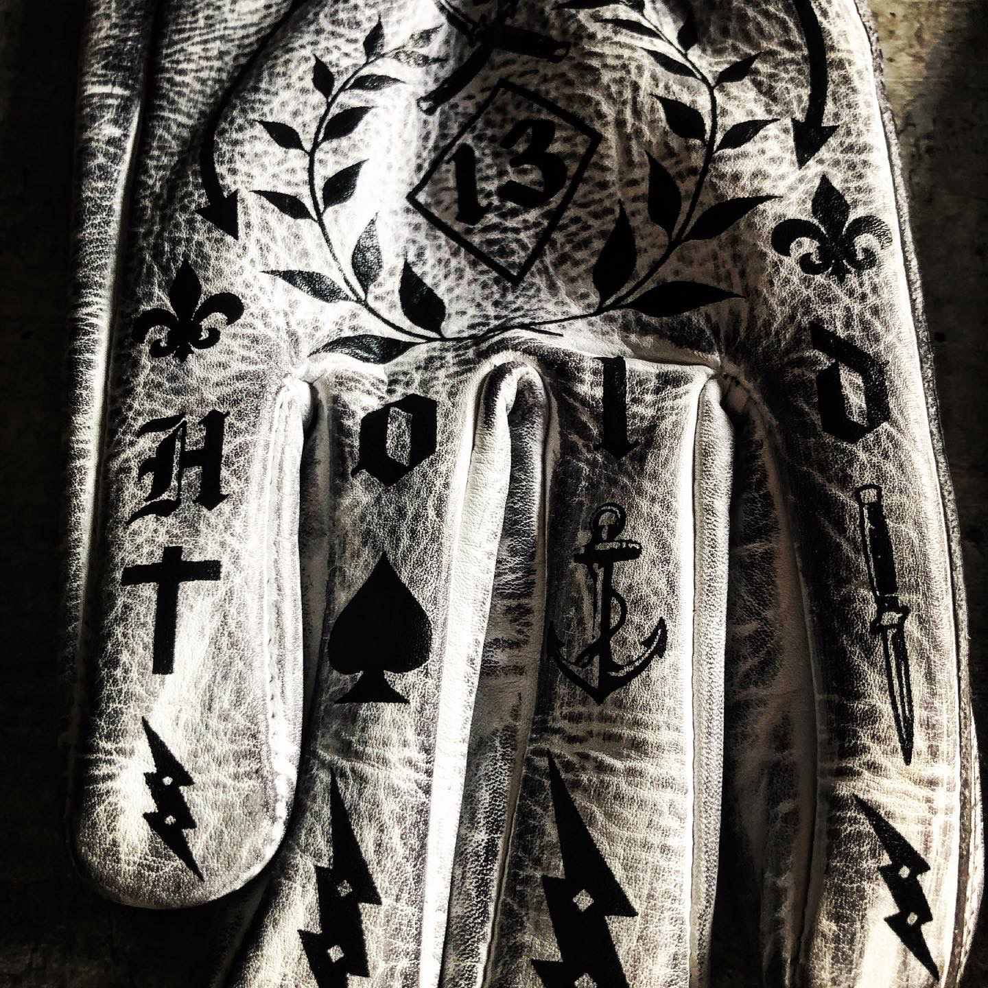 Tattoo inspired white distressed leather graphic printed motorcycle gloves