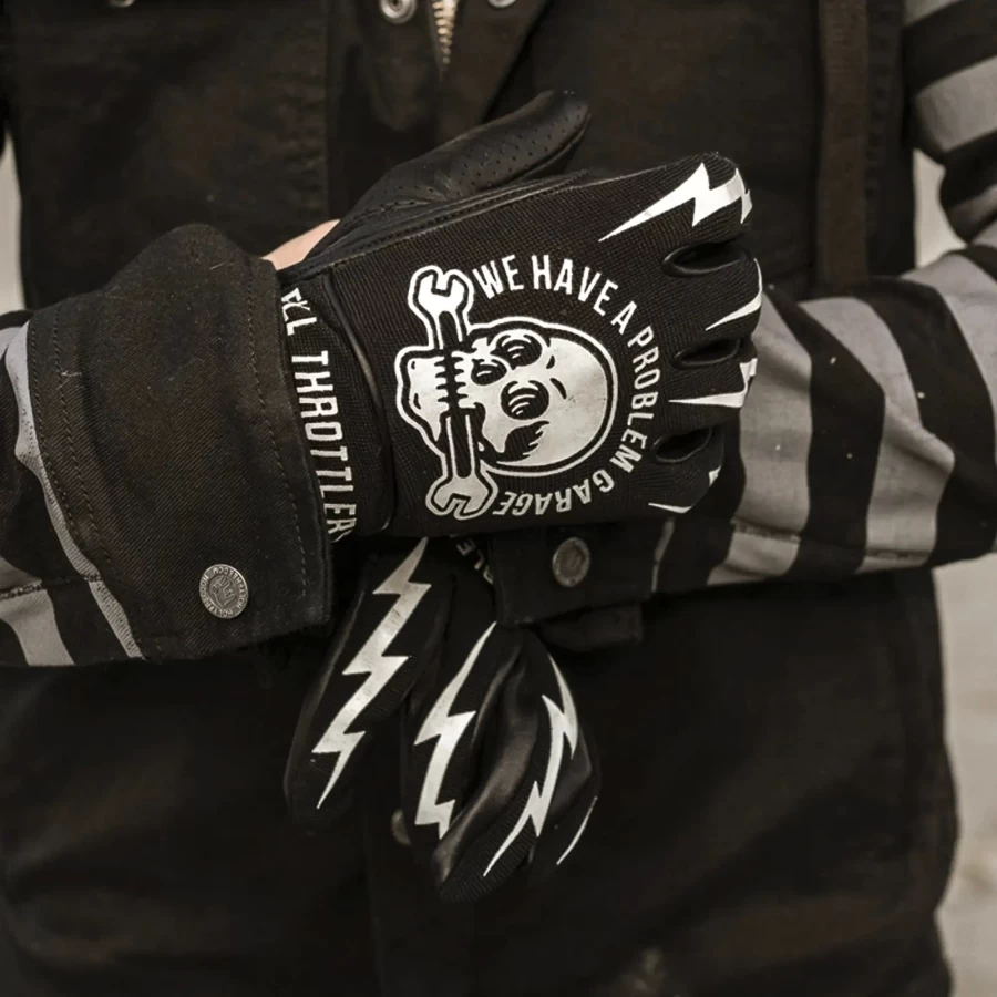 Skull Slogan Biker Gloves – Vintage Rock Style Motorcycle Gloves