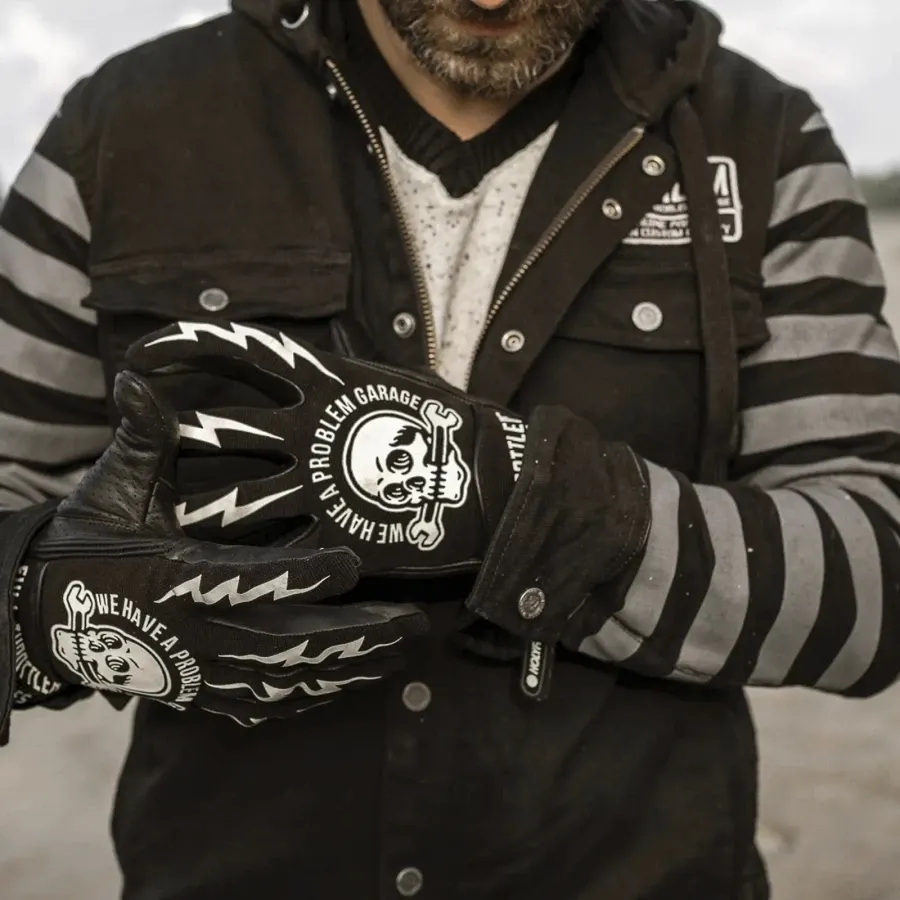 Skull Slogan Biker Gloves – Vintage Rock Style Motorcycle Gloves