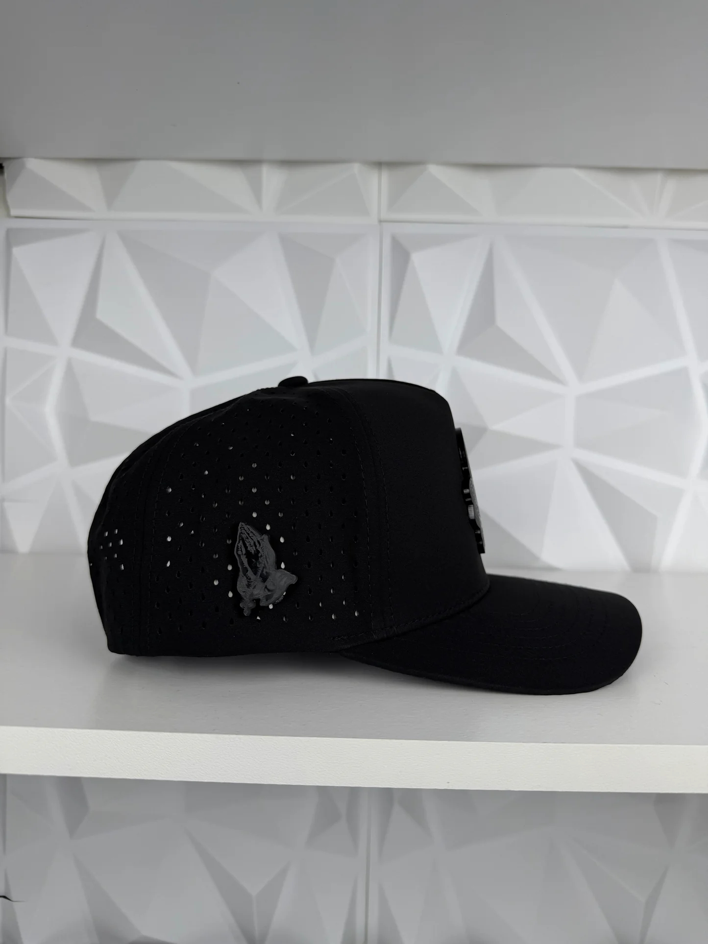 San Judas Placa Negra SnapBack Gorra-Negro Hydro (2)