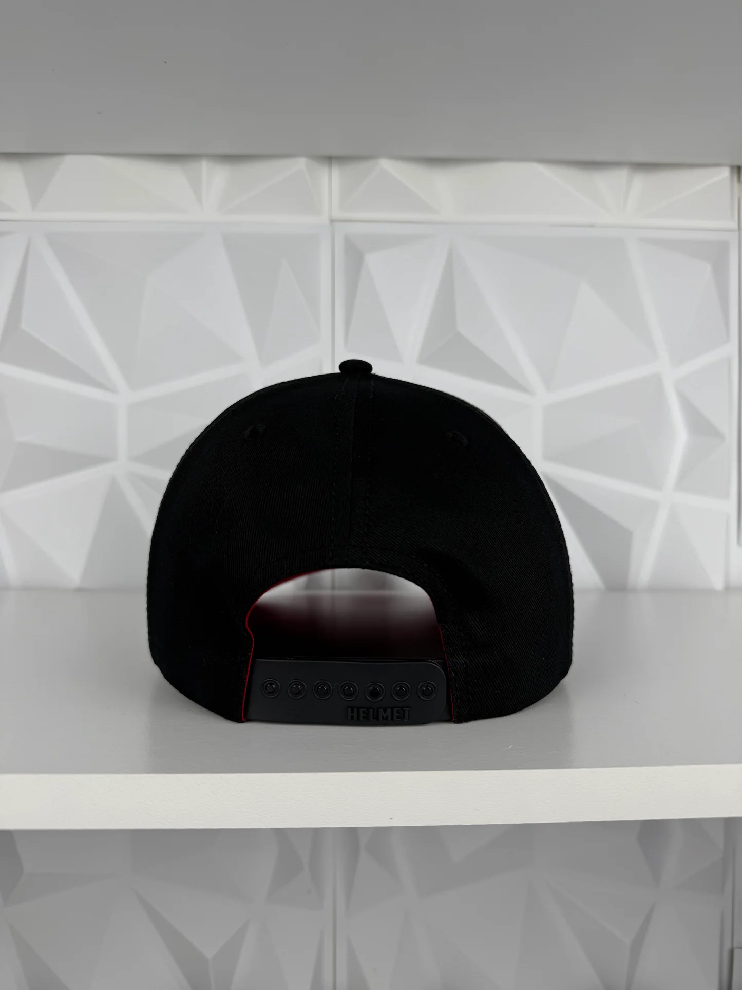 Skull Plate SnapBack Gorra- Negra_Roja (3)