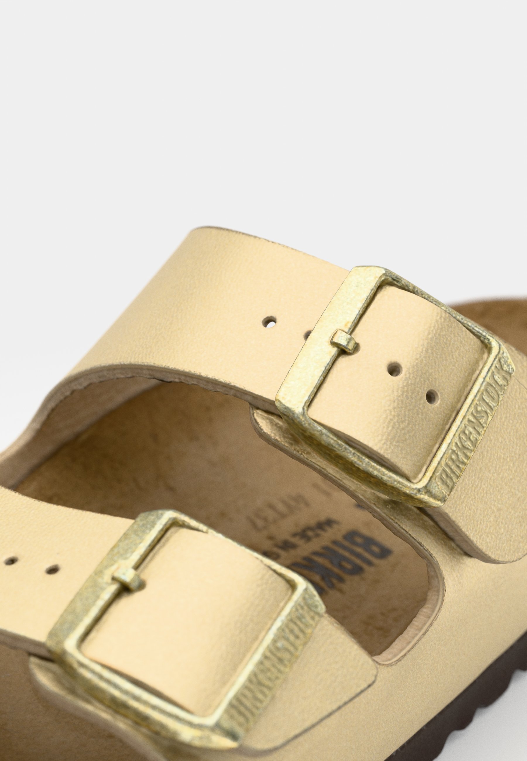 ARIZONA - Riemensandalette - gold