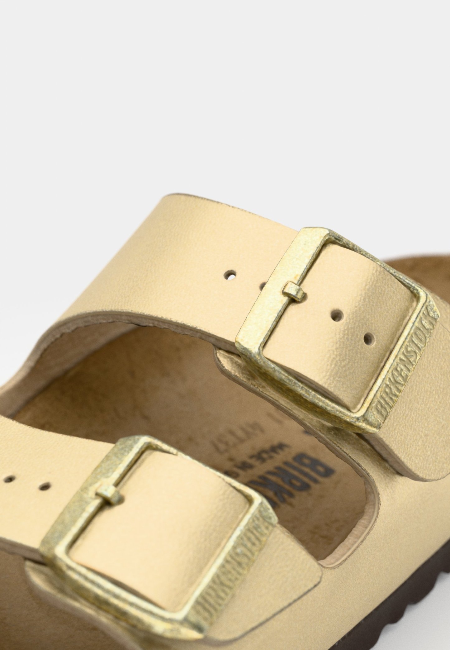 ARIZONA - Riemensandalette - gold