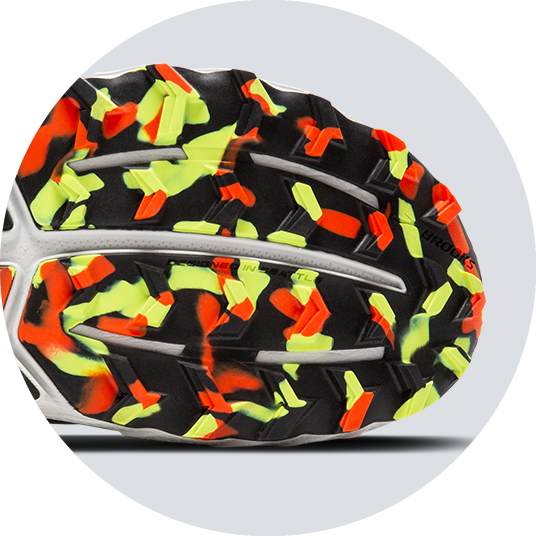 Conforto com amortecimento e uma pegada segura