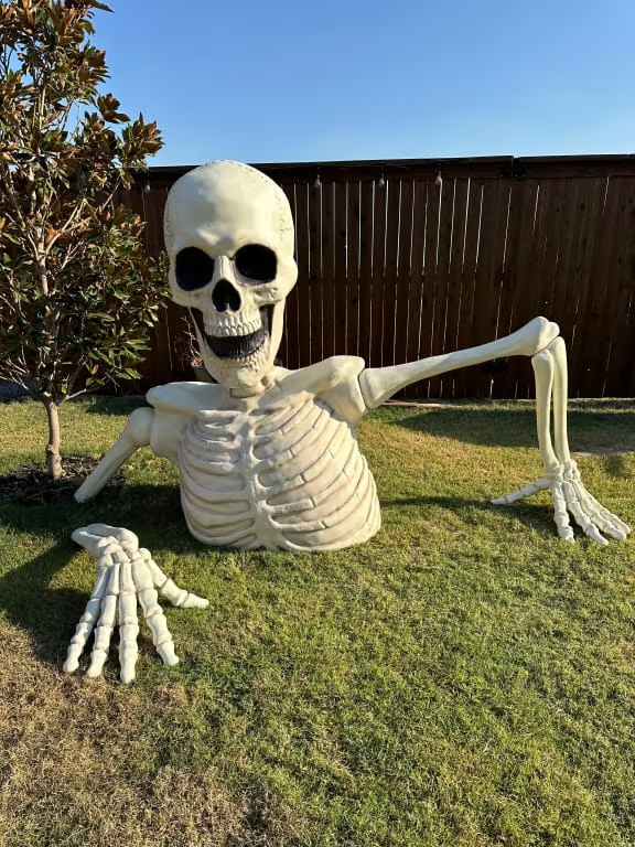 🔥Clearance Halloween⚡💝Buy 1  get 1  free💥Giant Ground Breaking Skeleton