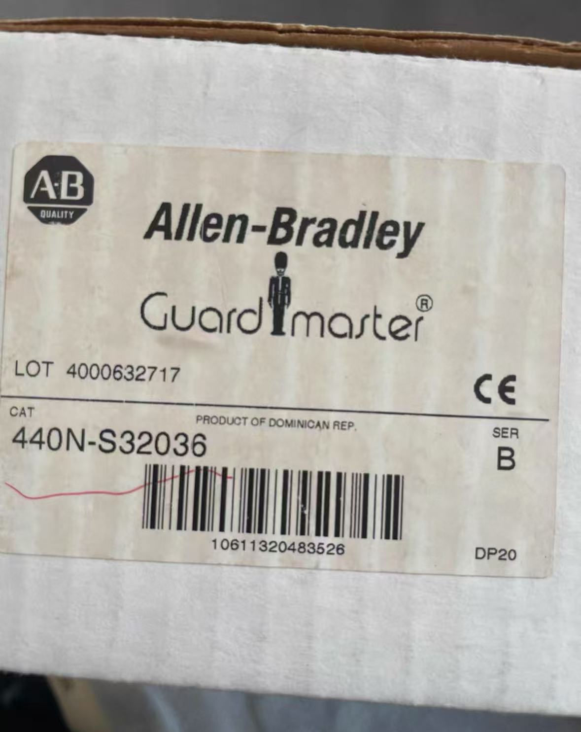 440N-S32036 Guardmaster 440N Non Contact Switch