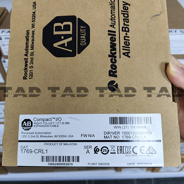 Allen-Bradley 1769-CRL1 CMPLX 0.3 m Right to Left Bus Exp Cable