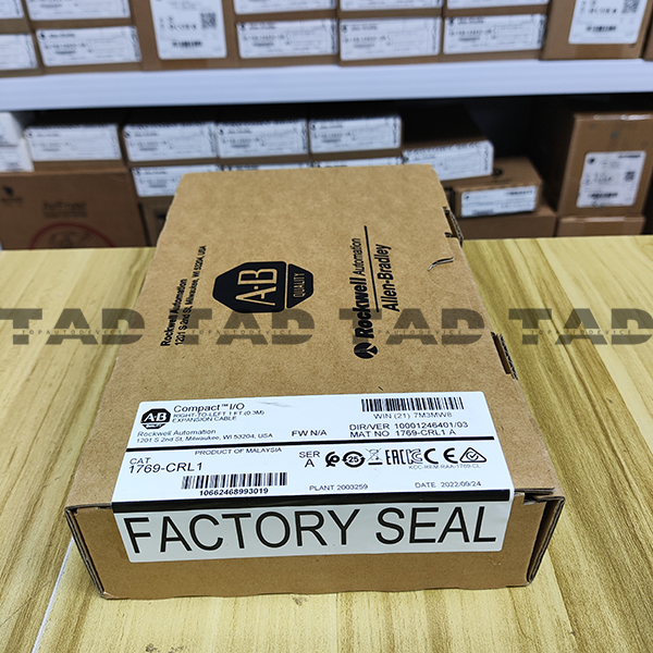 Allen-Bradley 1769-CRL1 CMPLX 0.3 m Right to Left Bus Exp Cable