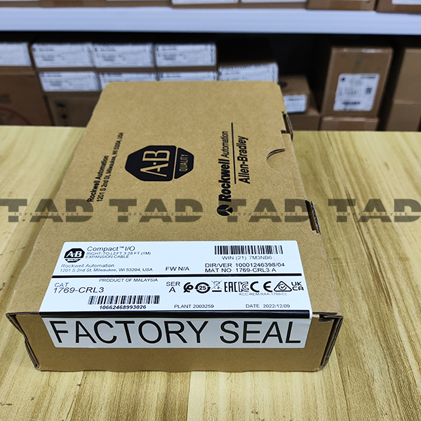 Allen-Bradley 1769-CRL3 CMPLX 1 m Right to Left Bus Exp Cable