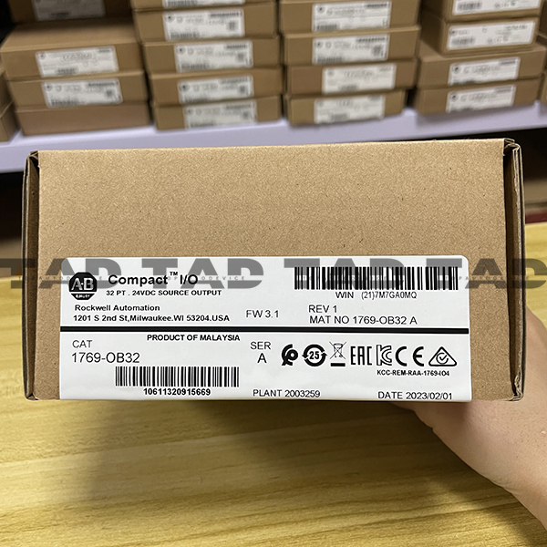 Allen-Bradley 1769-OB32 CompactLogix 32 Pt 24VDC D/O Module