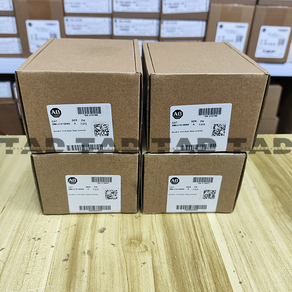 Allen-Bradley 2080-LC10-12AWA Micro810 12 I/O Smart Relay Controller