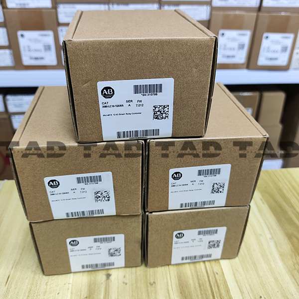 Allen-Bradley 2080-LC10-12AWA Micro810 12 I/O Smart Relay Controller