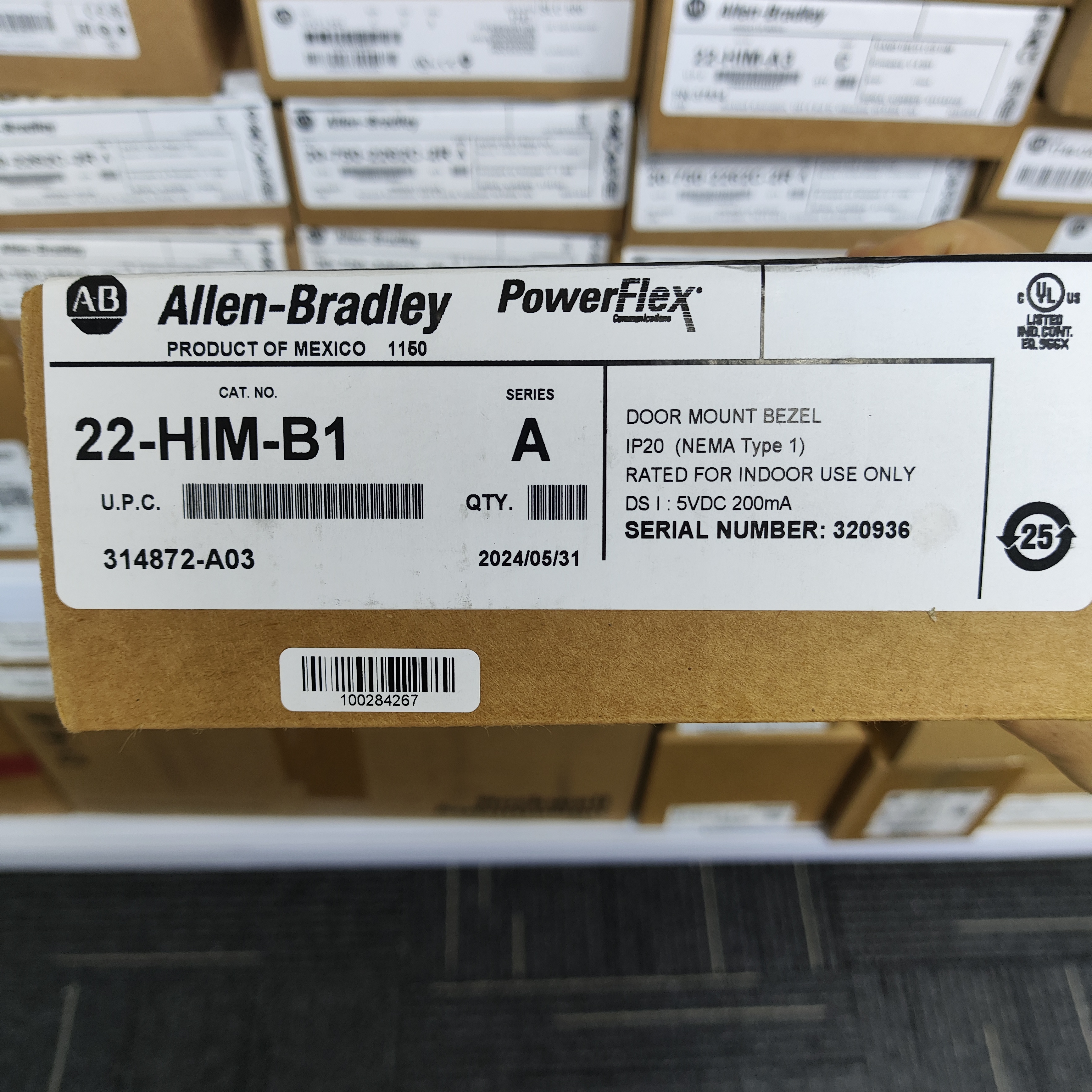 Allen Bradley 22-HIM-B1 PowerFlex HIM Bezel Mounting Kit New Sealed Free Ship