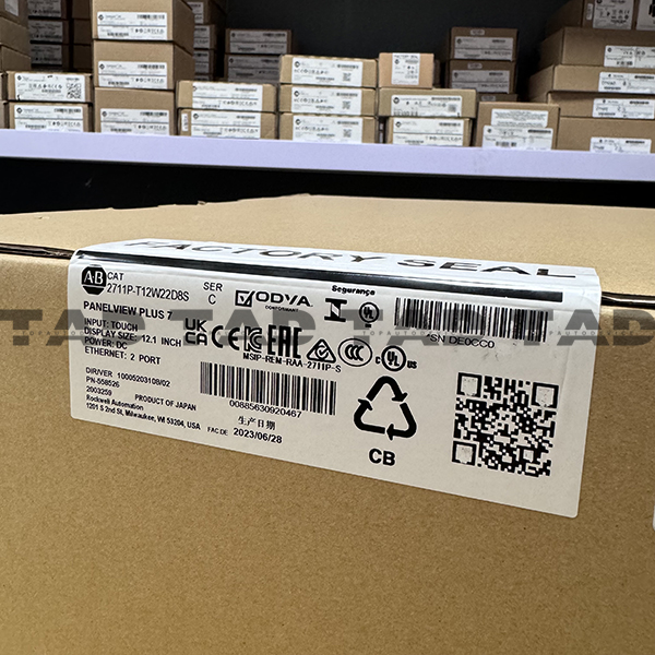 Allen-Bradley 2711P-T12W22D8S