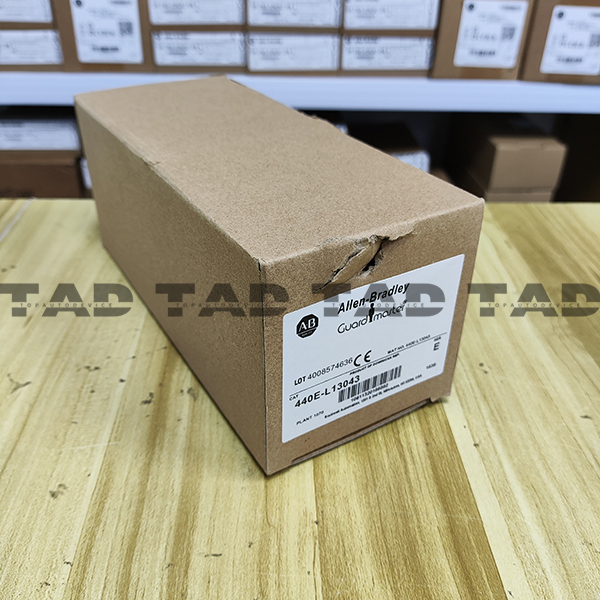 Allen-Bradley 440E-L13043 Guardmaster Lifeline 4 Cable Pull Switch