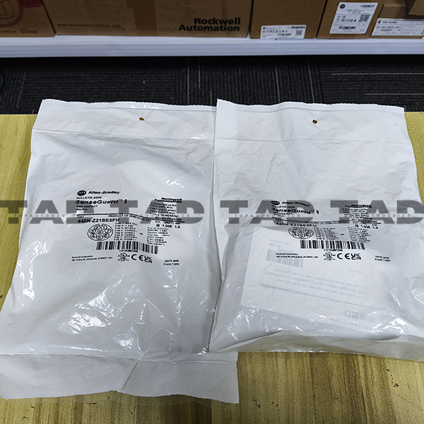 Allen-Bradley 440N-Z21SS3PH Guardmaster 440N Non Contact Switch