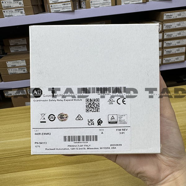 Allen-Bradley 440R-EM4R2 Guardmaster Safety Relay Expand Module