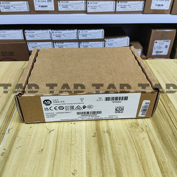 Allen-Bradley 5069-IF8 Compact 5000 Analog Input Module