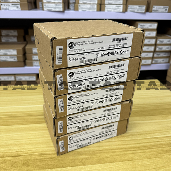 Allen-Bradley 5069-OW16 Compact 5000 Relay Output Module