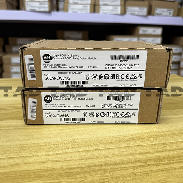 Allen-Bradley 5069-OW16 Compact 5000 Relay Output Module