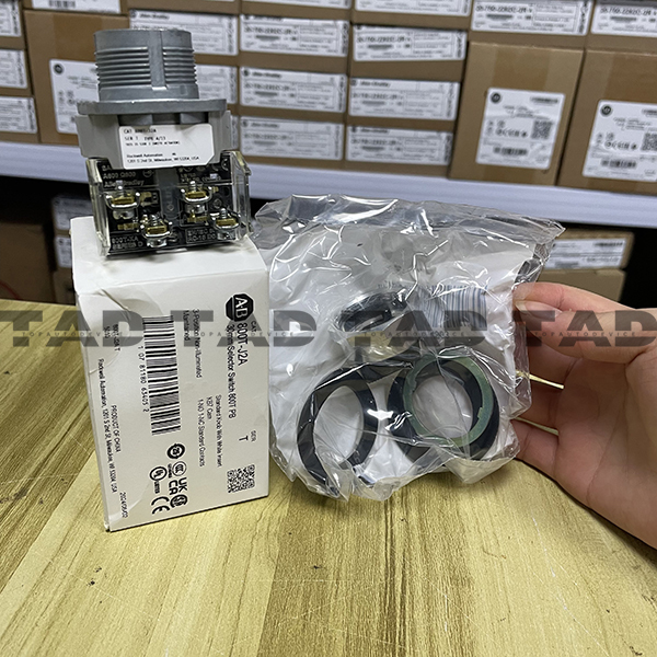 Allen-Bradley 800T-J2A 30mm Selector Switch 800T PB