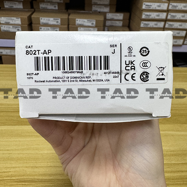 Allen-Bradley 802T-AP Metal Plug-In Oiltight Limit Switch