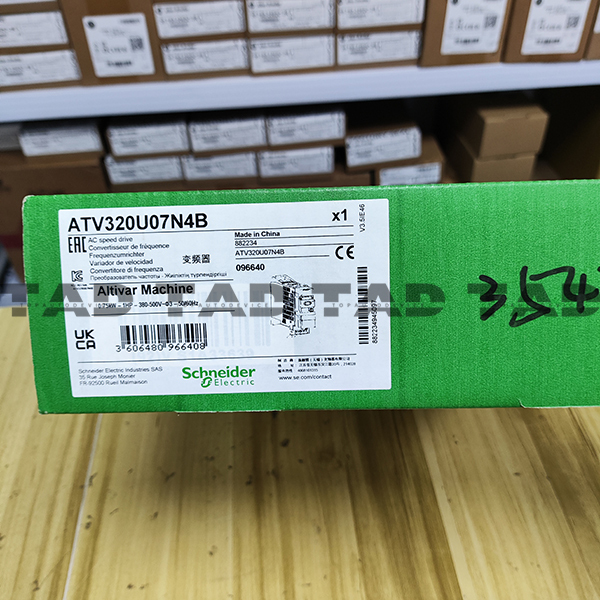 Schneider ATV320U07N4B
