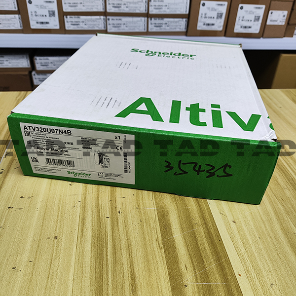 Schneider ATV320U07N4B