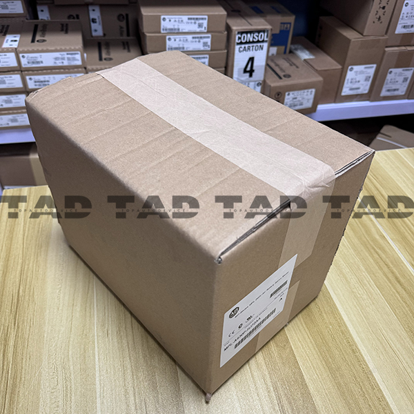 Allen-Bradley MPL-A430P-HJ72AA MP-Series MPL 240V AC Rotary Servo Motor