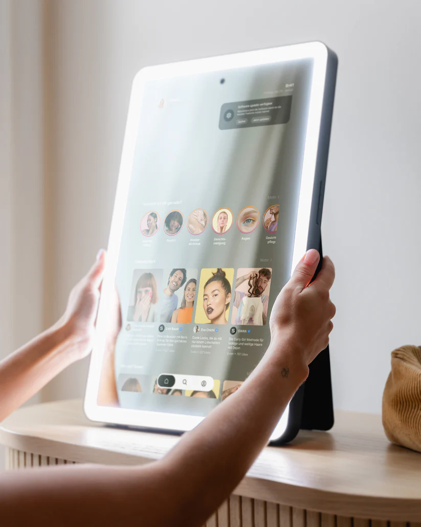 Swan smart mirror