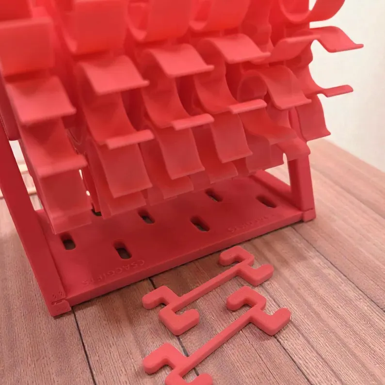 Rotating Bobbin Thread Organizer