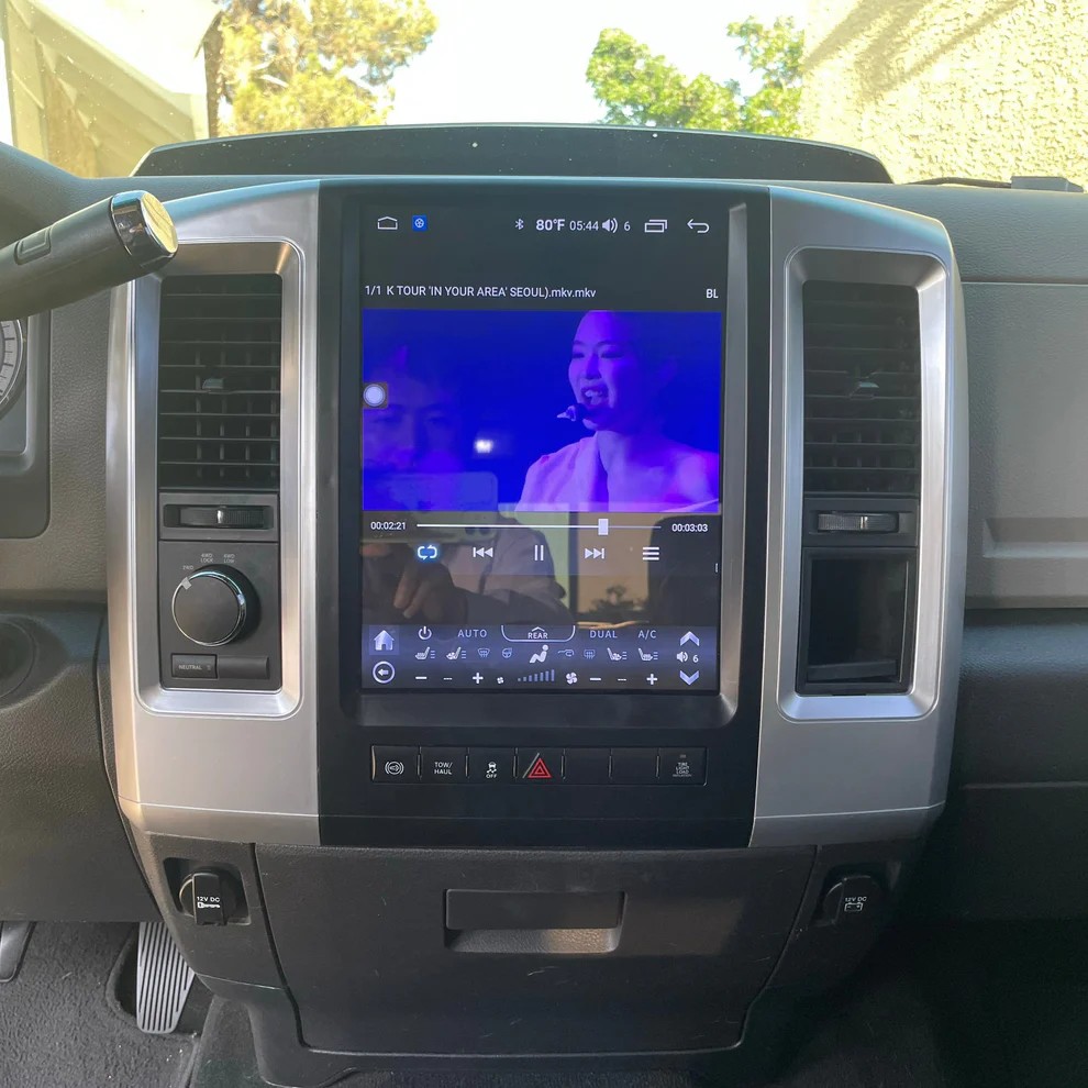 12.1“inch Tesla Style Vertical Screen Android 13 Car Radio GPS Navigation For Dodge RAM 2009-2012 Car Multimedia Stereo Player