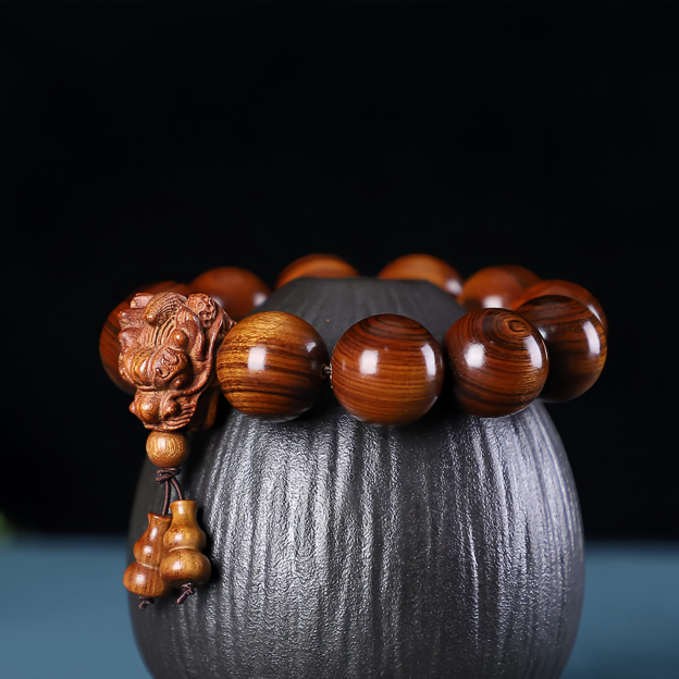 Rosewood Green Sandalwood Small Leaf Red Sandalwood Dragon Carved Protection Bracelet