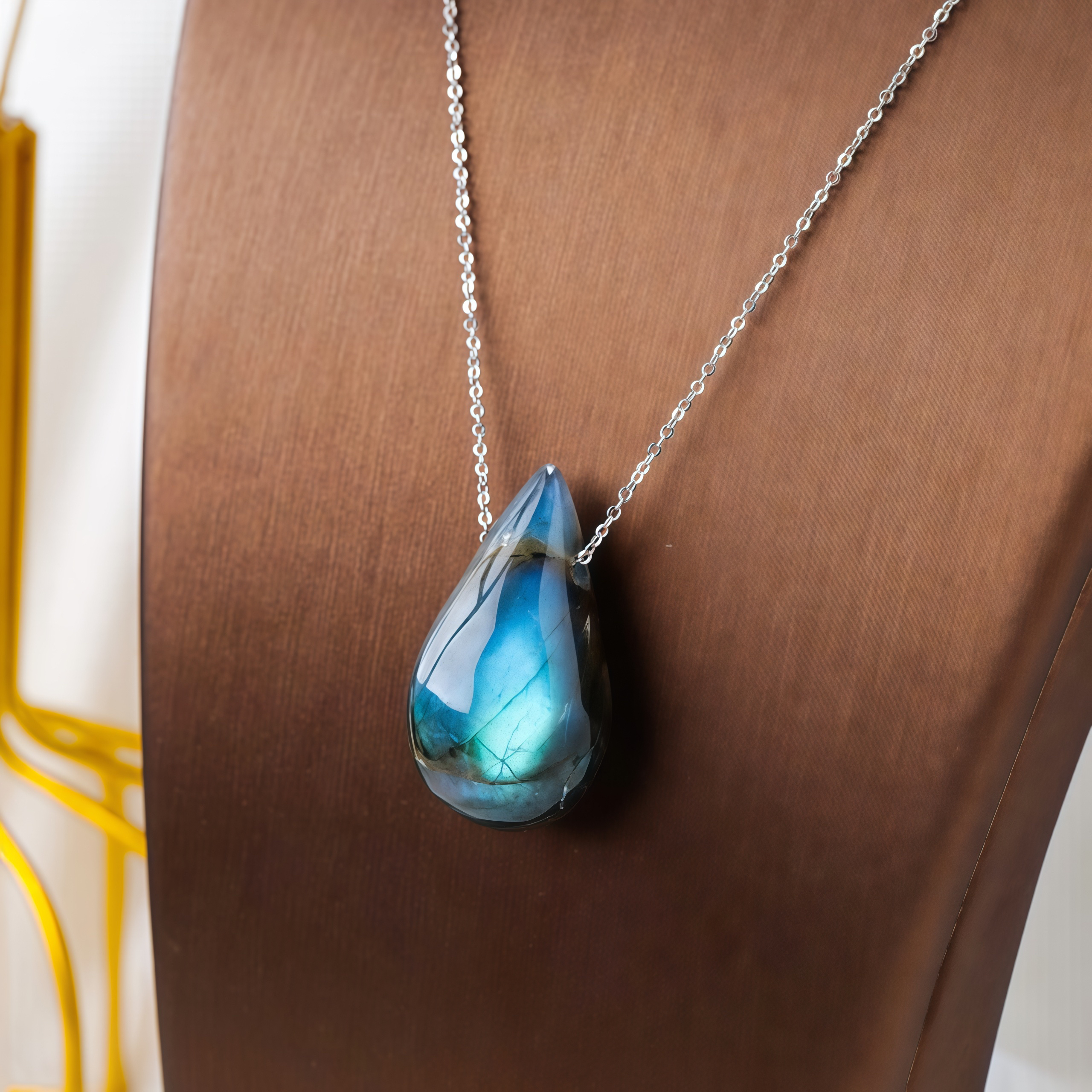 Labradorite Water Drop Support Healing Necklace Pendant- EclatDoré
