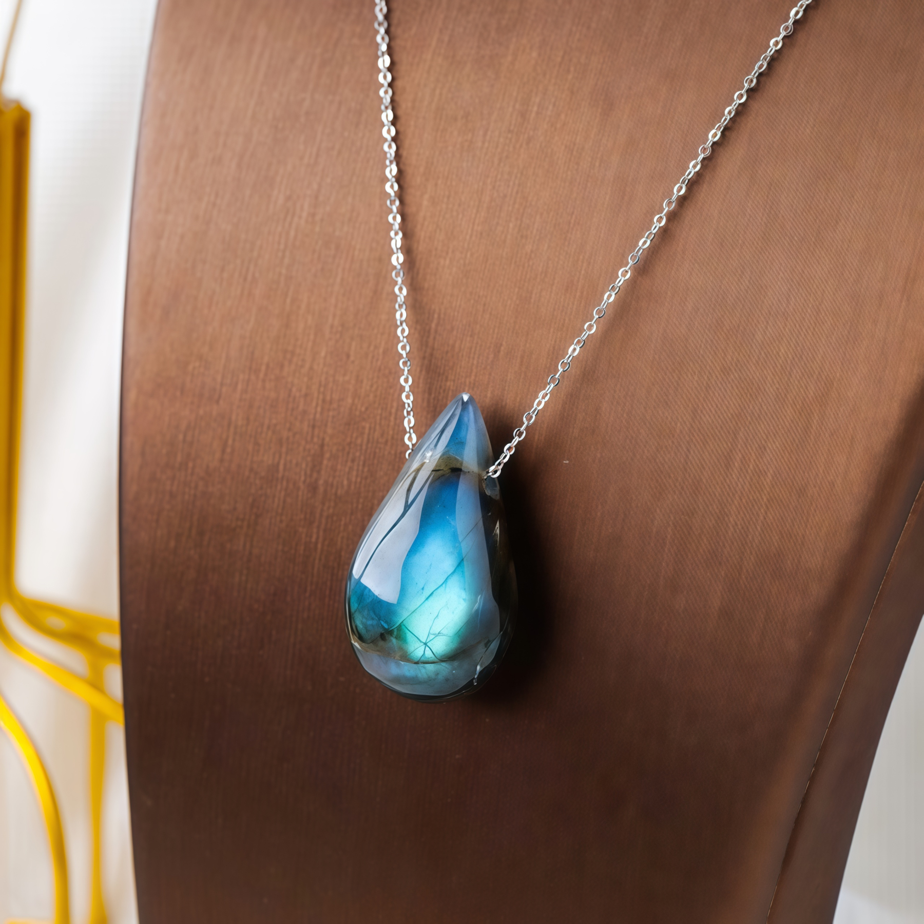 Labradorite Water Drop Support Healing Necklace Pendant- EclatDoré