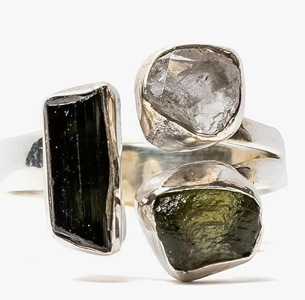 Natural Double-Terminated Crystal Healing Ring | Tibetan Buddhist Meditation Jewelry- EclatDoré