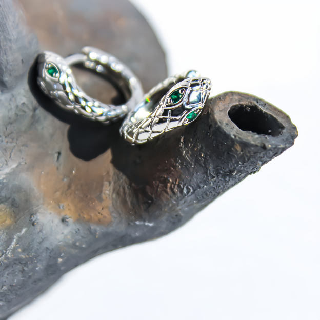 Zodiac Green Zircon Snake Eye Earrings - Adjustable Snake Earrings, Unique Statement Jewelry- EclatDoré