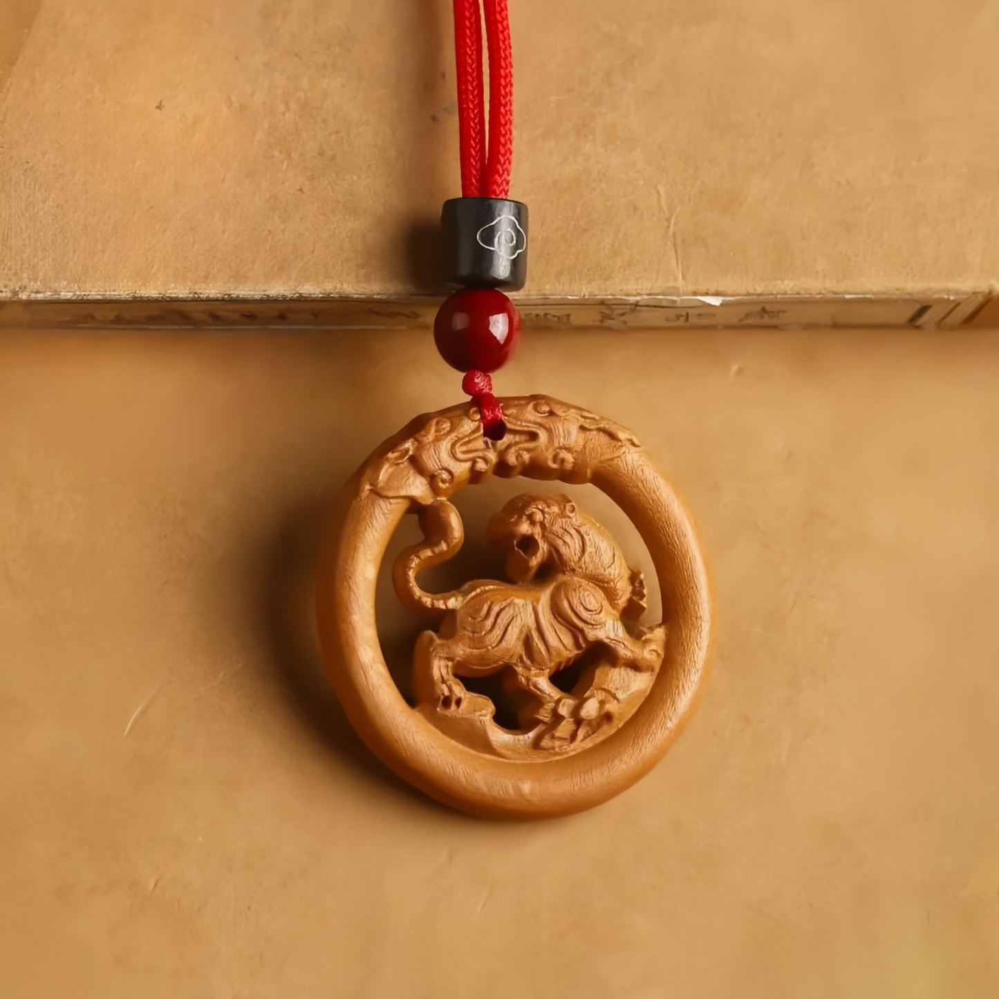 Natural Peach Wood Zodiac Pendant Exquisite Wood Carving Ornament Personalized Home Decoration Pendant Gift for Men and Women Wholesale