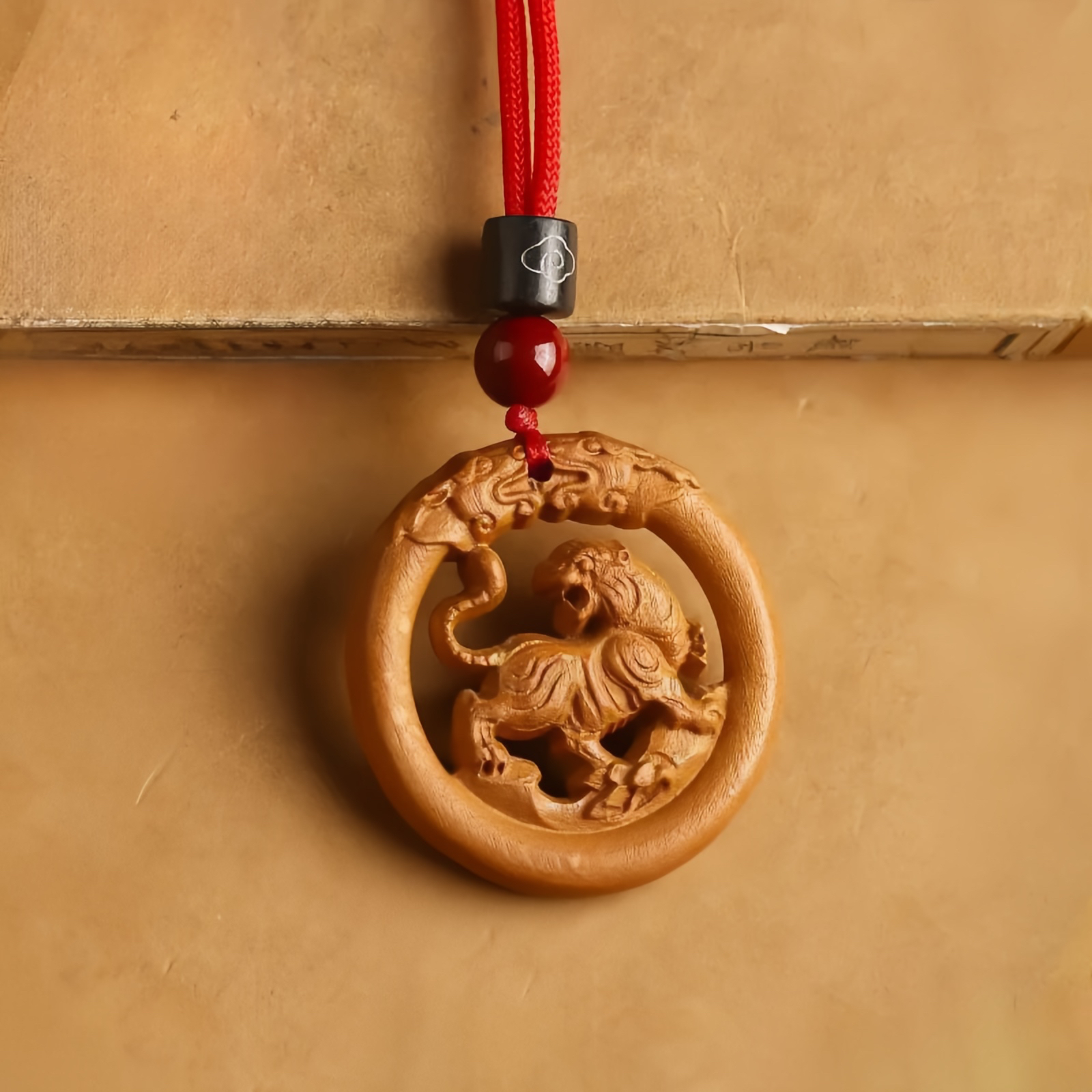 Natural Peach Wood Zodiac Pendant Exquisite Wood Carving Ornament Personalized Home Decoration Pendant Gift for Men and Women Wholesale