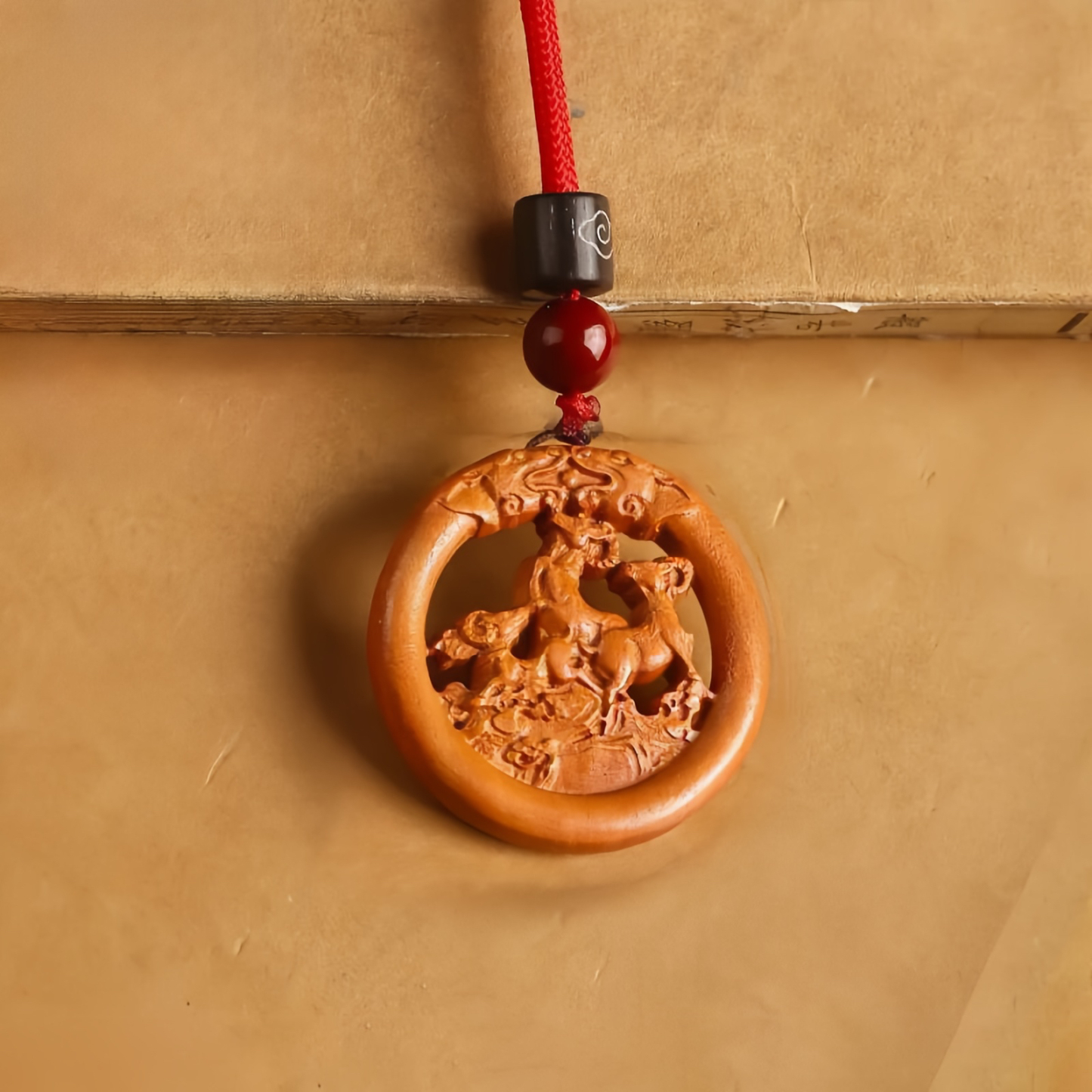 Natural Peach Wood Zodiac Pendant Exquisite Wood Carving Ornament Personalized Home Decoration Pendant Gift for Men and Women Wholesale