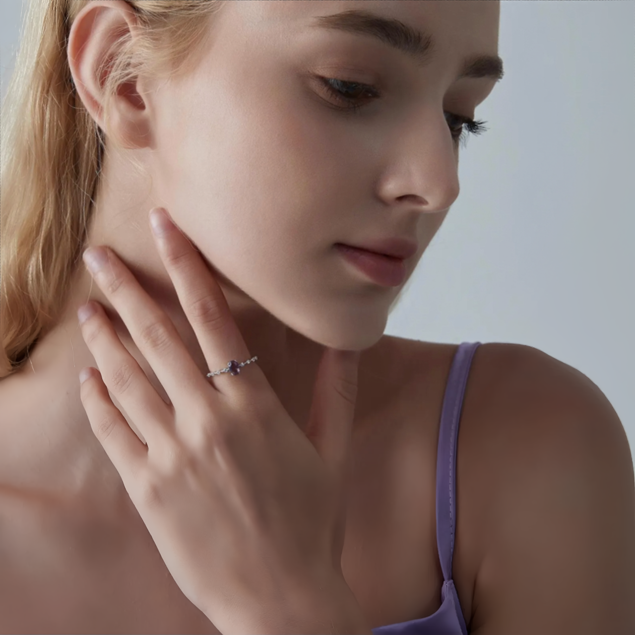 925 Sterling Silver Natural Amethyst Oval Ring | Fashion-Forward Stacking Jewelry for Friends- EclatDoré