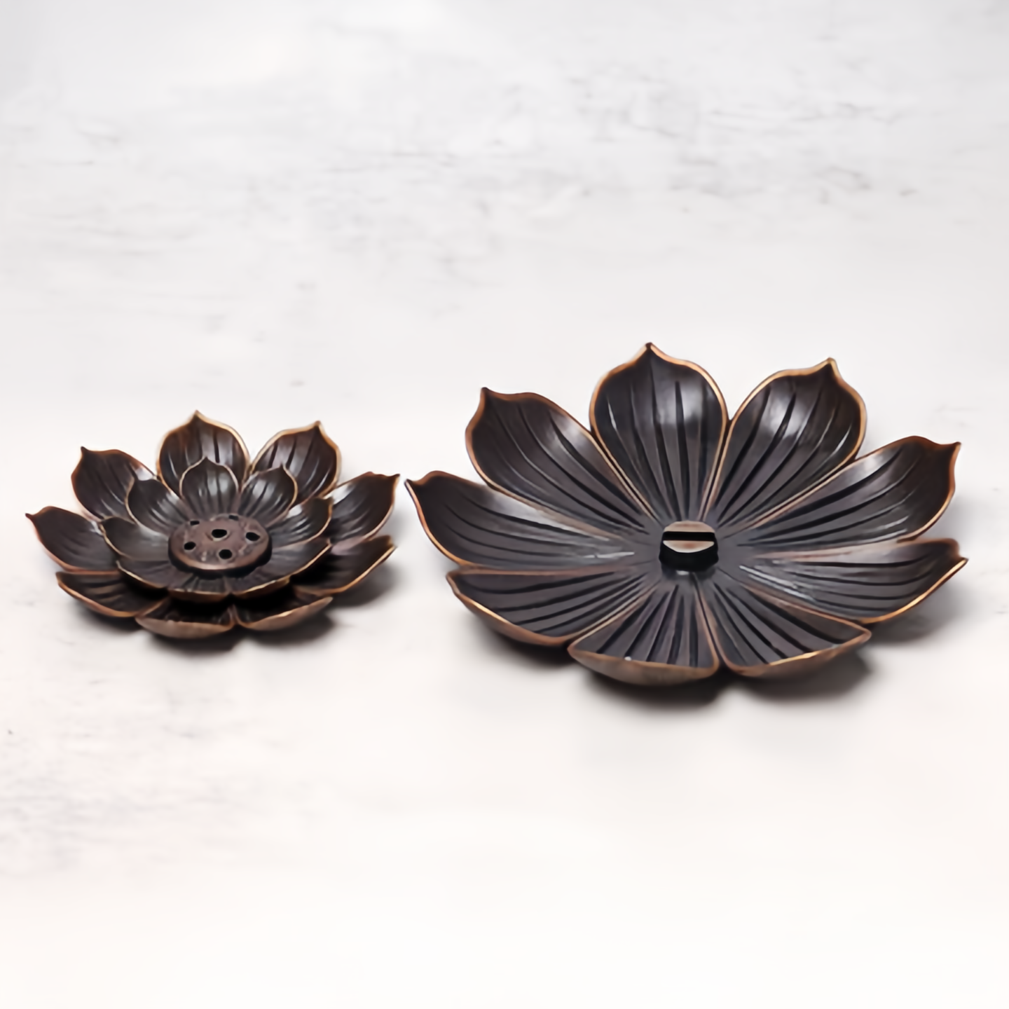Ntique Bronze 6-Hole Lotus Incense Burner - Handcrafted Zen Home Decor for Meditation, Yoga & Aromatherapy (Eco-Friendly Copper Alloy)- EclatDoré