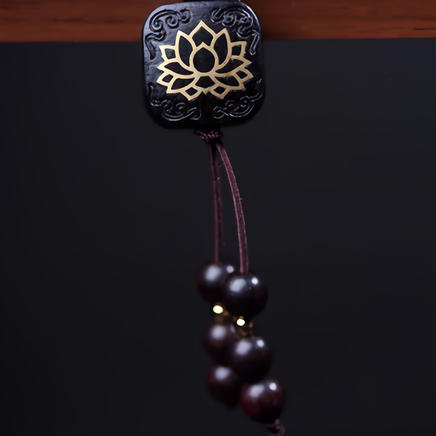 108 Mala Beads Tibetan Small Leaf Red Sandalwood Lotus Balance Bracelet- EclatDoré