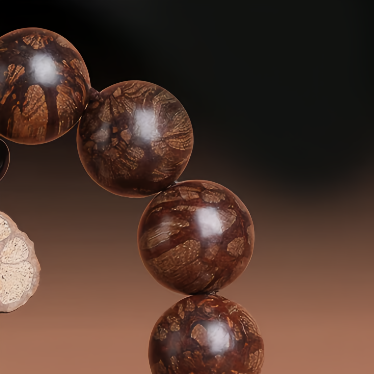 Handmade Plum Blossom Buddhist Beads with Dragon Beard Totem Pendant | Natural Healing Jewelry Trending in 2025- EclatDoré