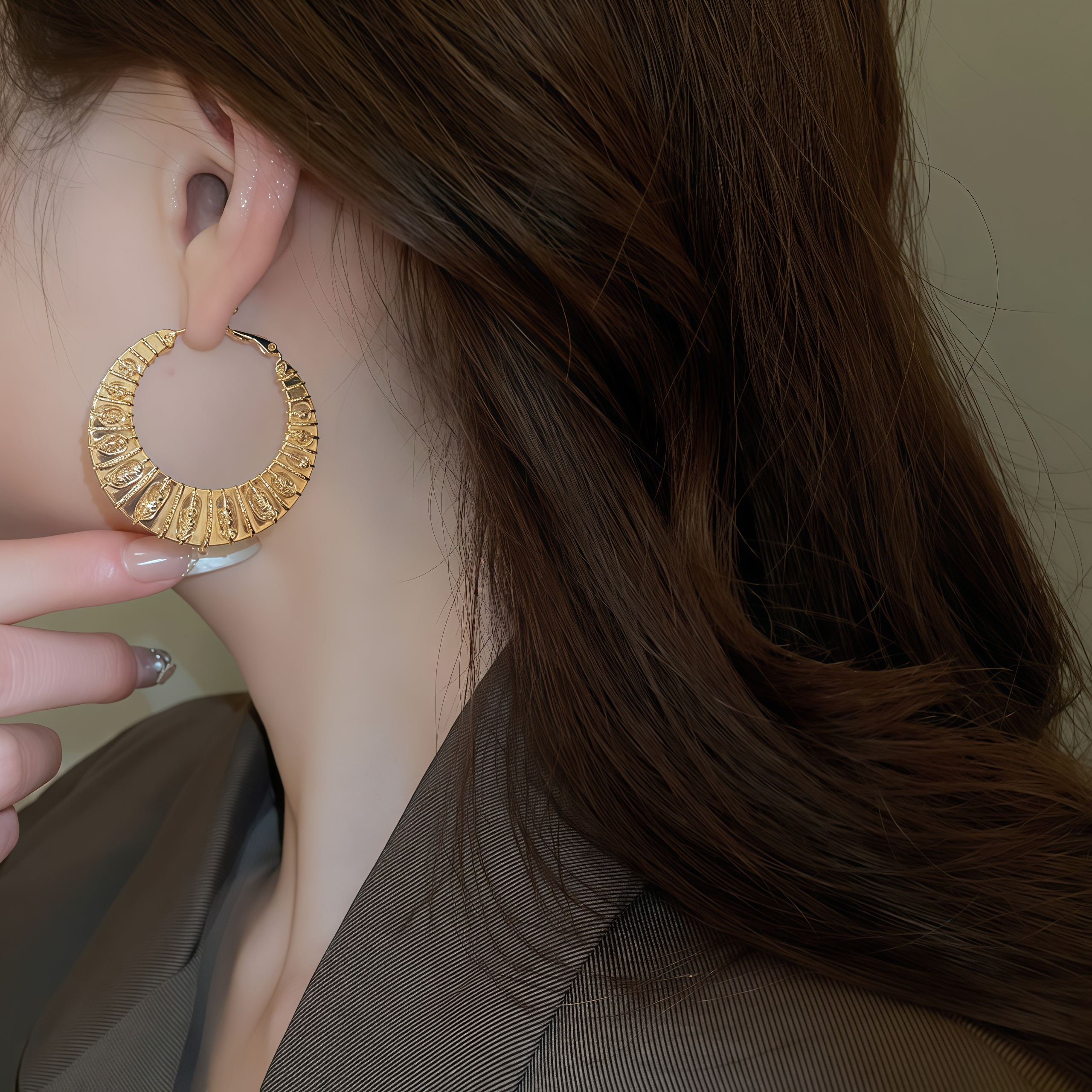 Gilded Twist Hoops- Where Nature Meets Glamour