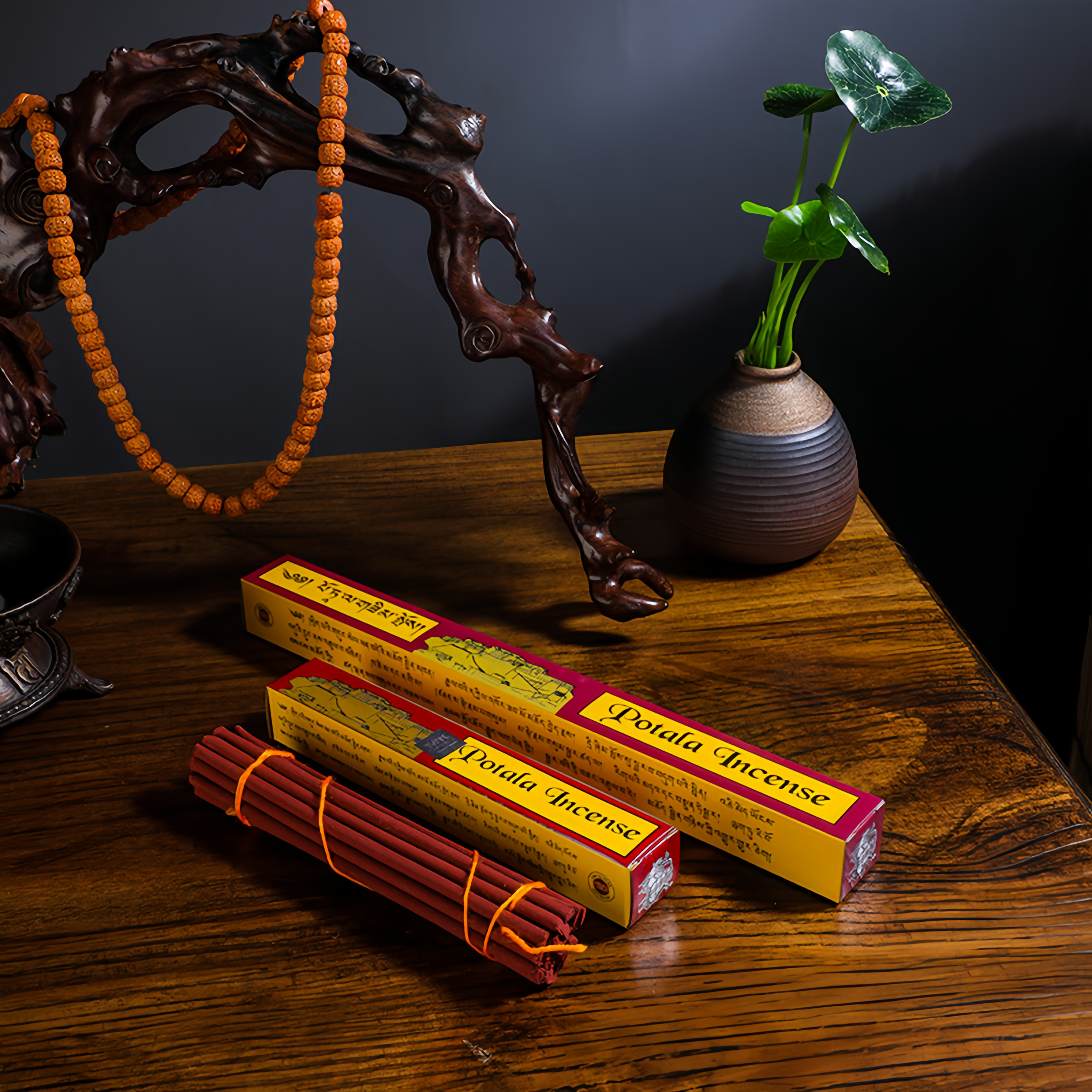 Natural Tibetan Budala Temple Incense Sticks - Handmade Agarwood & Sandalwood Calming Aroma for Meditation & Buddhist Rituals- EclatDoré