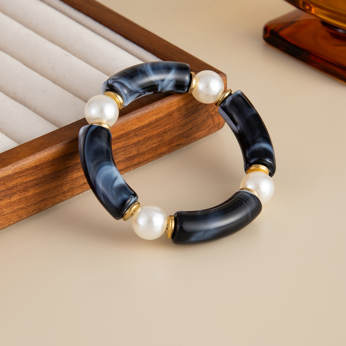 Bamboo Rhythm Flowing Light·Bleu-dyed Curved Pearl Bracelet